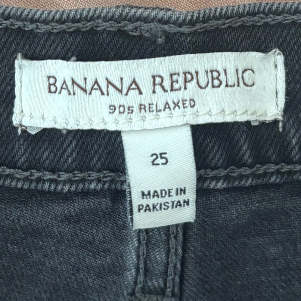 NWOT Banana Republic Mid-Rise 90s Loose Jean, Washed Black, Size 25 - Picture 5 of 5